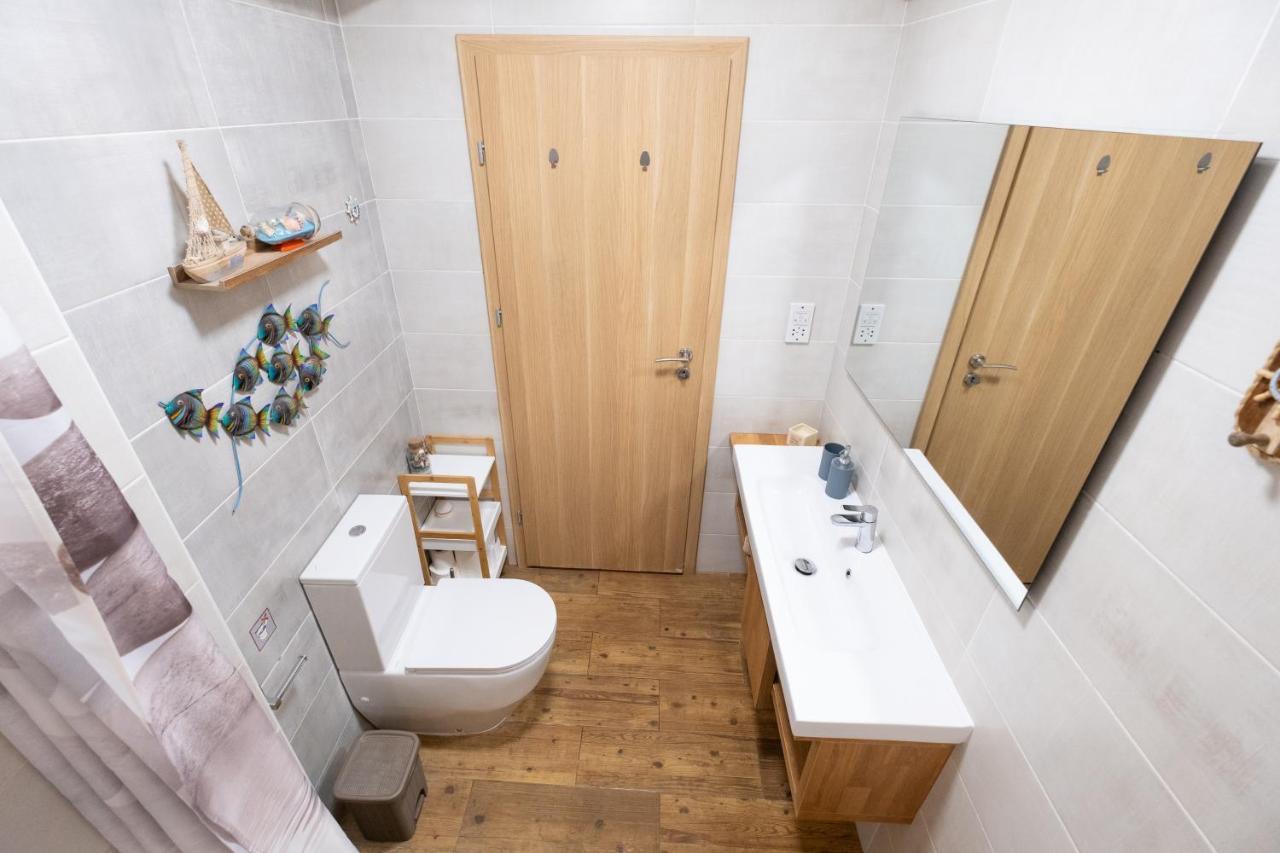 Townhouse By The Sea Pirate Harbor Apartment Paphos ภายนอก รูปภาพ